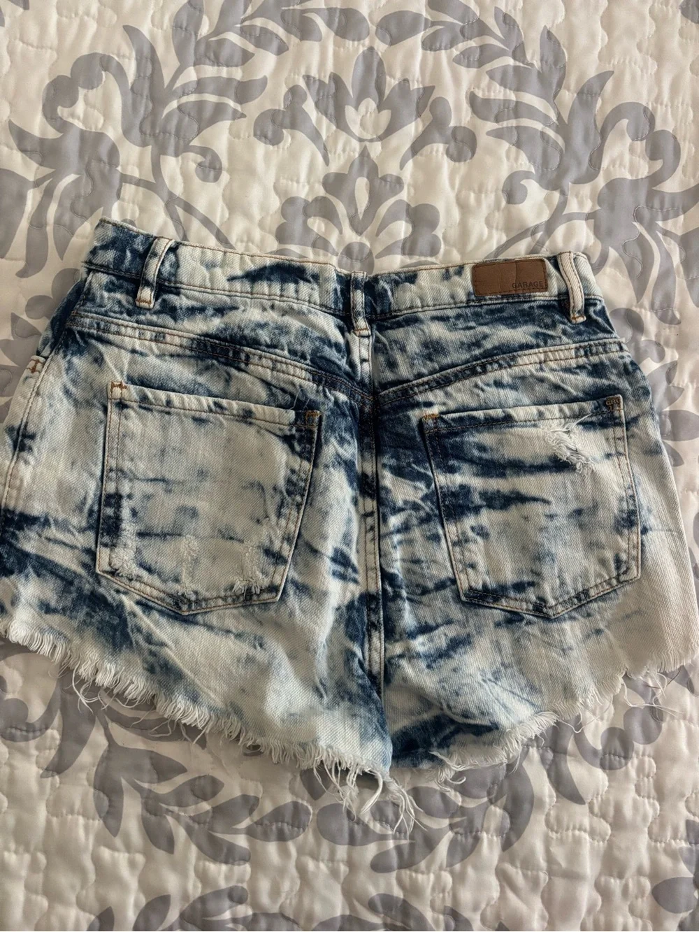 Garage Women’s Blue Tie-Dye Distressed Denim Shorts